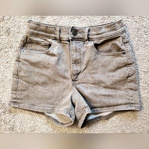 EUC Express gray snake print denim shortie sz 4